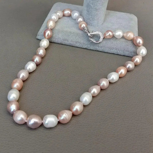 Colorful pearl necklace