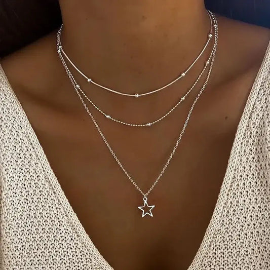 Vintage style star necklace