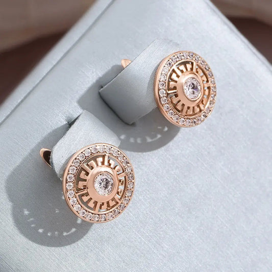 Elegant lightweight round earrings