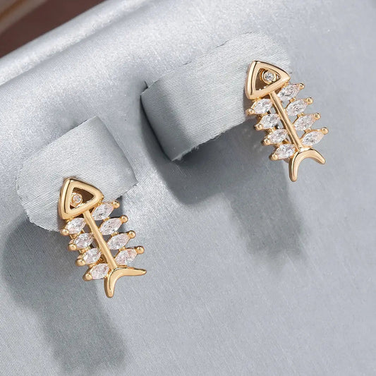 Elegant fish earrings in light color